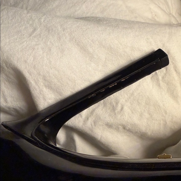 Gucci Glossy Black Heels size 37 - Picture 10 of 10